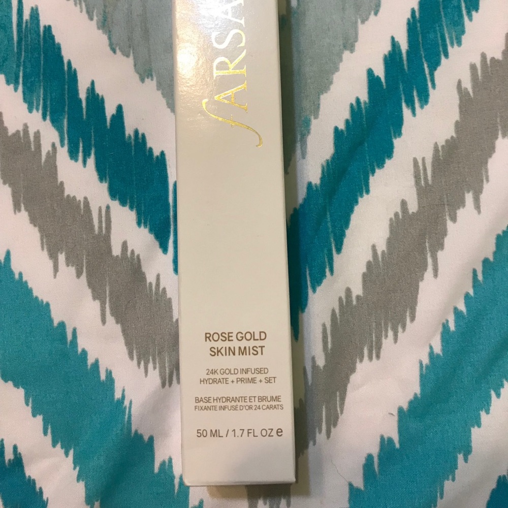 Farsali rose gold skin mist